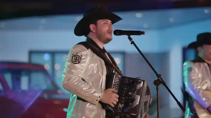 Agua Y Aceite (En Vivo)