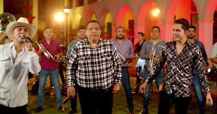 El Son De Los Aguacates (En Vivo)