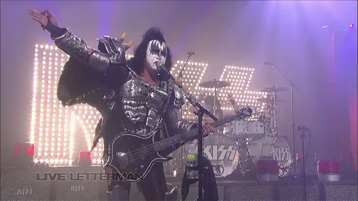 Christine Sixteen (Live On Letterman/2012)