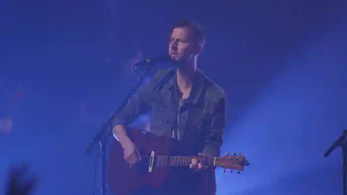 Be Crowned (Live)