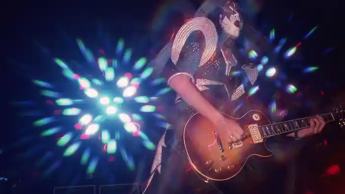 Hotter Than Hell (Live/1975 / Visualizer)