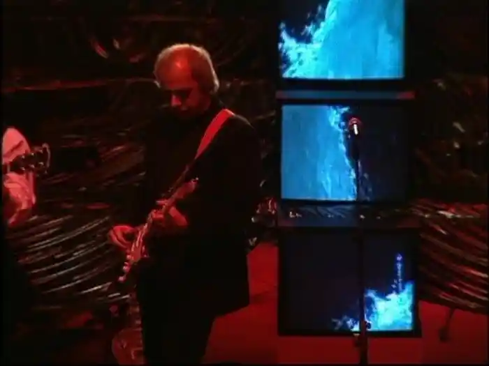 Golden Heart (Video)