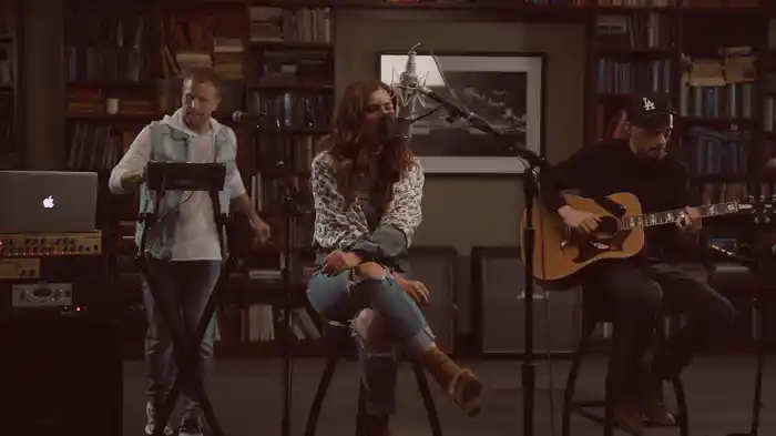 Out My Mind (Live Session)