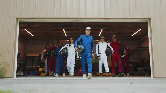 Love Hate Love (Visualizer)