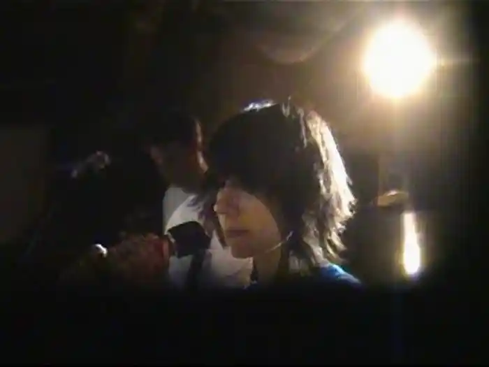 ユー・カム・スルー