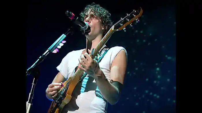 America (Live At Plymouth Pavilions, UK / 2006)