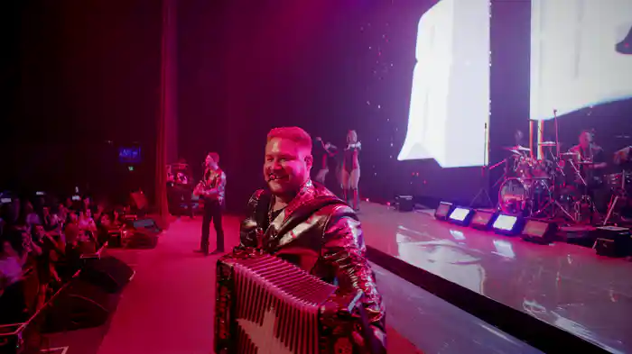 No Bailes De Caballito / Mambo Lupita (En Vivo)