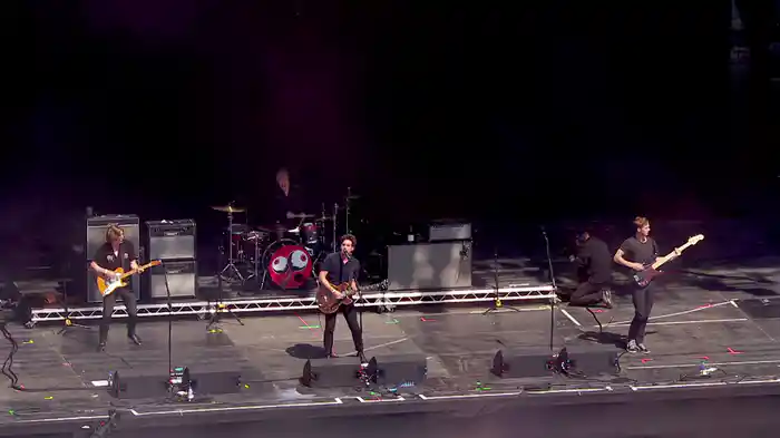 T-Shirt Weather (Live From TRNSMT Festival)