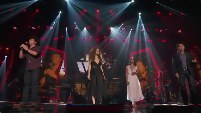 Chovendo Na Roseira (Ao Vivo)