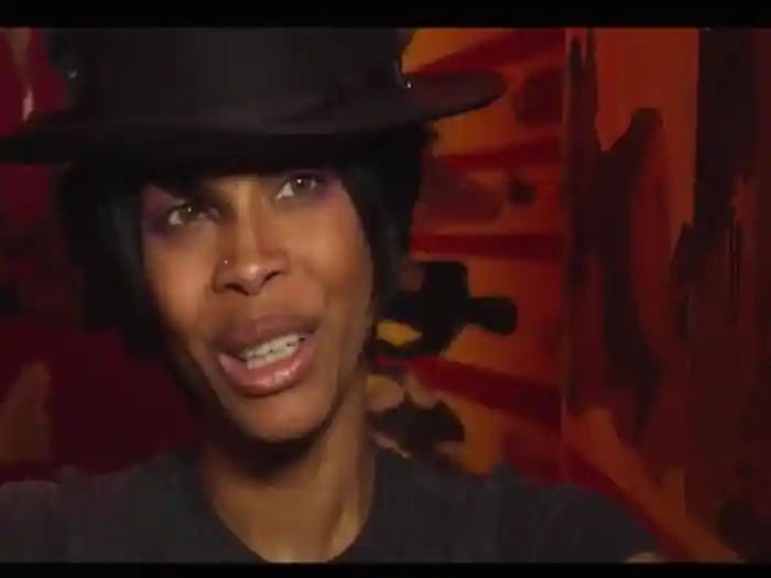 Technology (NewAmerykah Webisode)