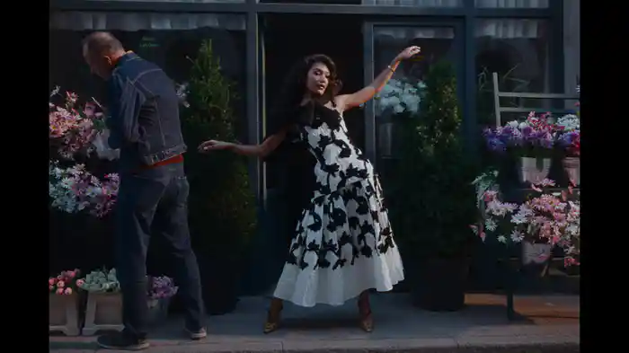 So Easy (To Fall In Love)