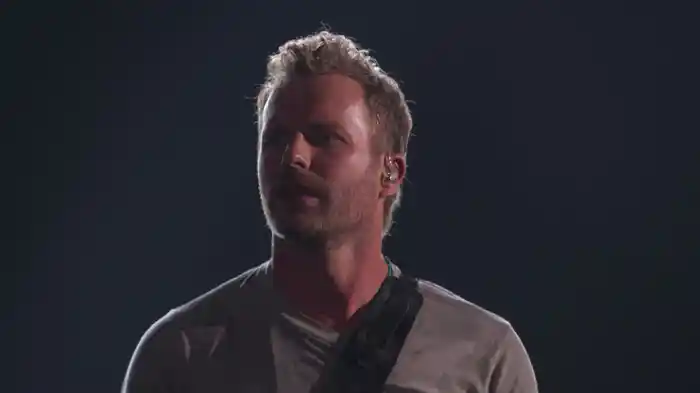 Riser 2015 ACM Awards Performance (Live)