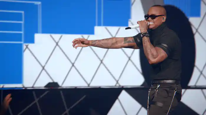 Olha Como Está Minha Mesa (Ao Vivo Em São Paulo / 2019)