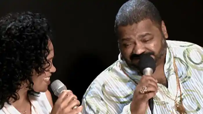 Coisas Banais (Ao Vivo)