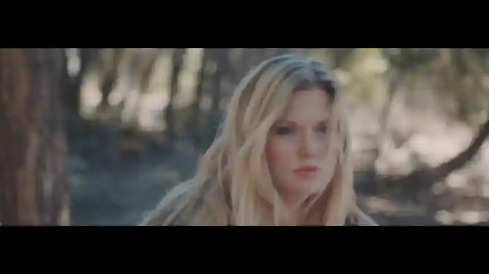 Staring at the Sun (Video Clip)