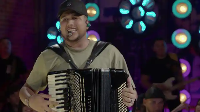 Primeiro A Gente Começa (Ao Vivo Em Fortaleza / 2025)