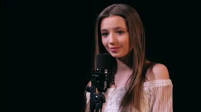 Małe Skrzydła (Acoustic / Lyric Video)