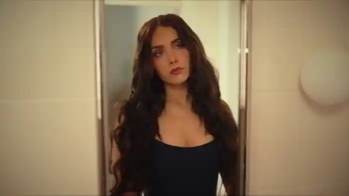 bad habit (Visualizer)