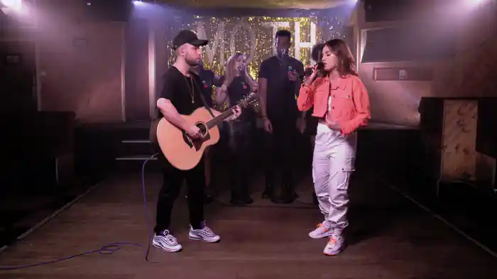 Ring Ring (LADbible Acoustic Session)