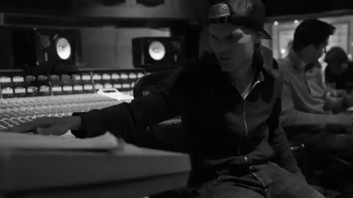 The Story Behind Laidback Luke’s Tribute Remix of "SOS"