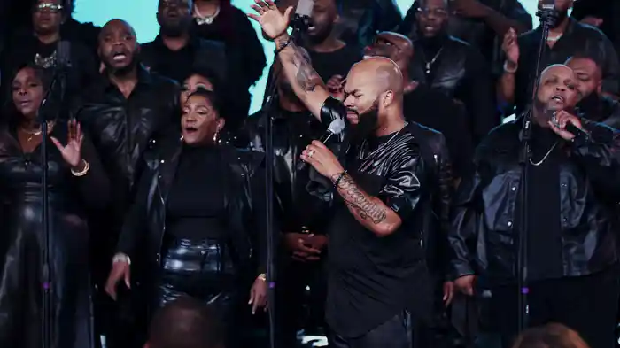 Thankful / Grateful / Incredible God / You Deserve It (Live)