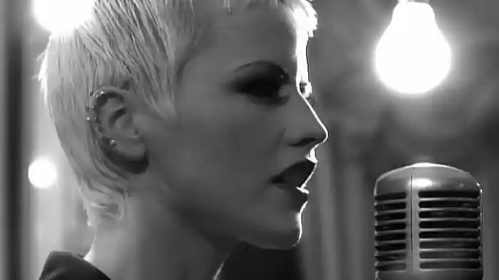 オード・トゥ・マイ・ファミリー