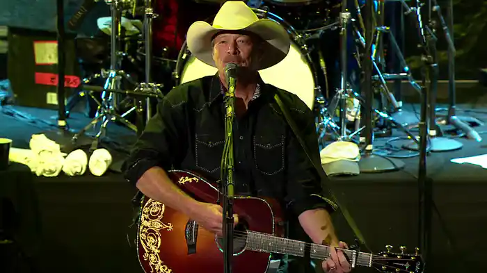 Little Bitty (Live At Red Rocks Amphitheatre, Morrison, Colorado / 2015)