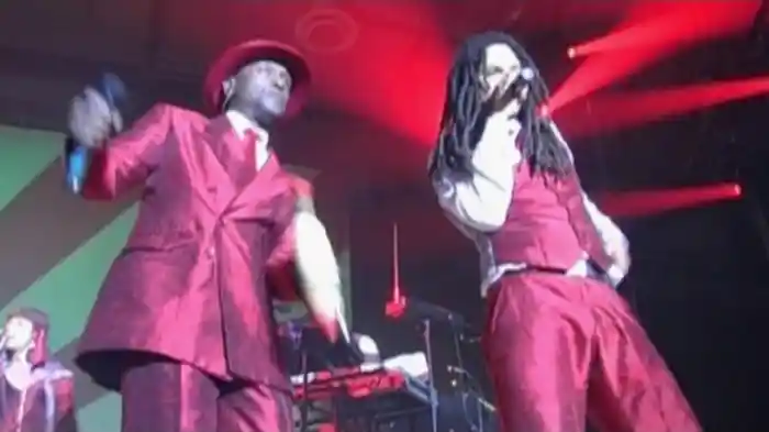 Goose Bumps / Fire in the Morning (Meltdown Reeemix / Berlin Arena 2006 / Live)