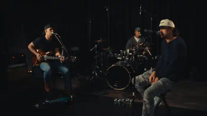 Love Don't Love Me (Live From The Rehearsal Sessions / 2026)