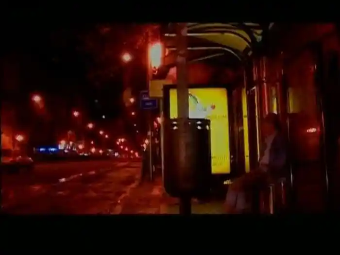 Rang Sheng Ming Deng Hou (Karaoke)