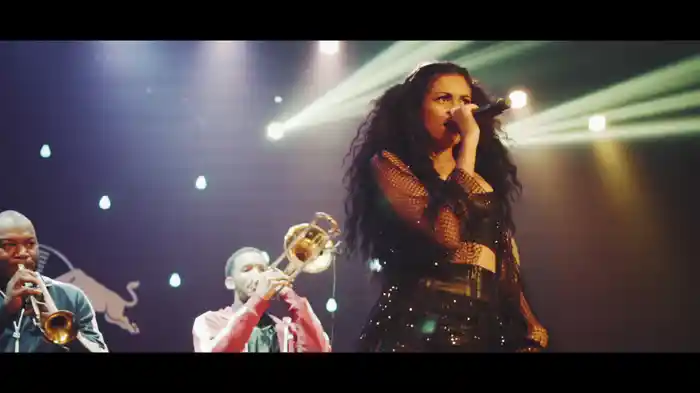 Heartbreak Horizon (Live)