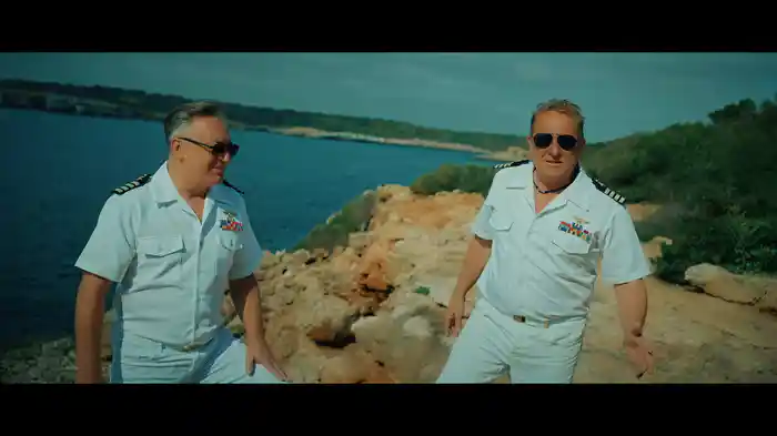 Flieg mit mir in die Ferne