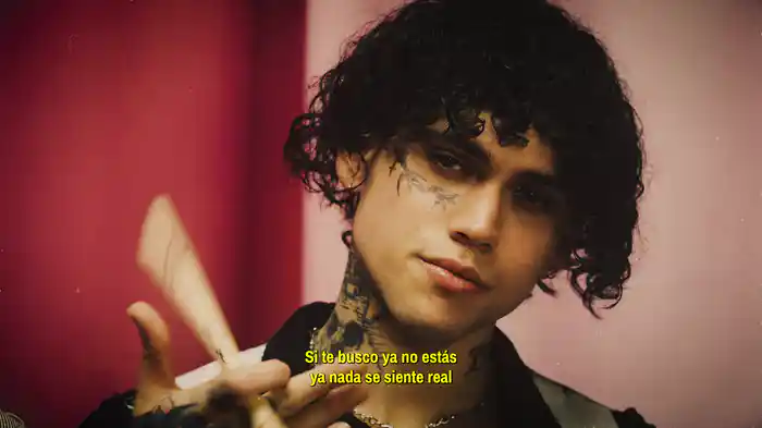 Poco Natural (Lyric Video)