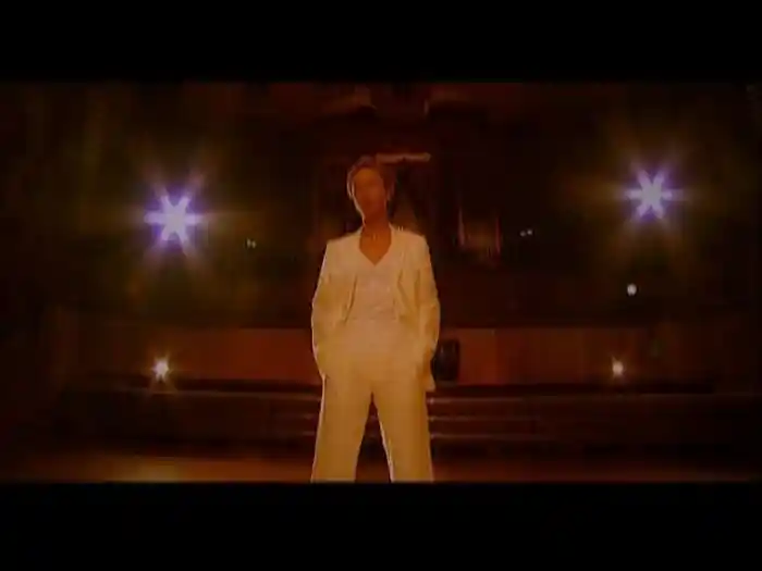 Wo Bu Hui Chang Ge (Karaoke)