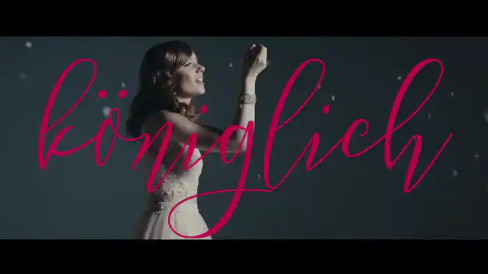 Königlich (Weihnachtsversion / Lyric Video)