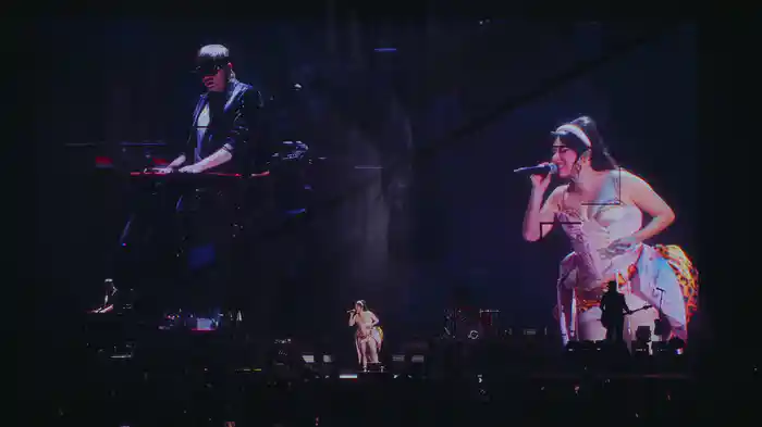 Por Ti (En Vivo Desde El Palacio de los Deportes, CDMX)
