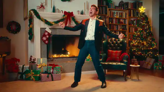 Rain On Christmas (Visualizer)