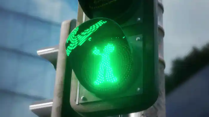 MOVE ME (Visual)