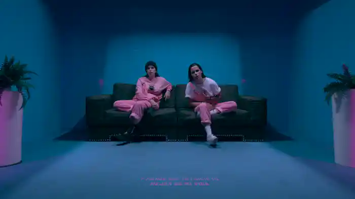 Un Verano Sin Ti (Lyric Video)
