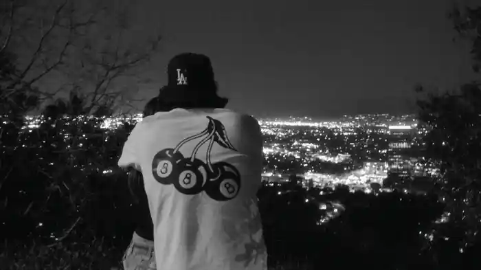 SHOW ME YOUR LOVE (Visualizer)