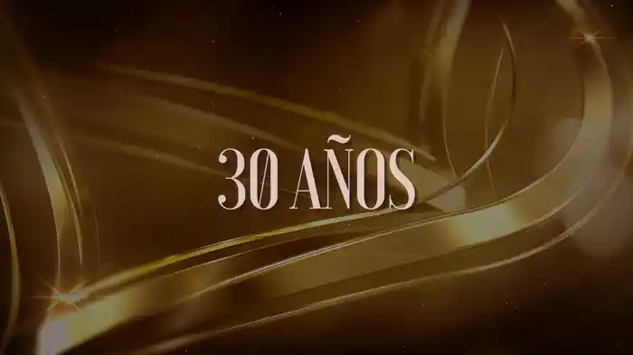 30 Años (Con Mariachi / LETRA)