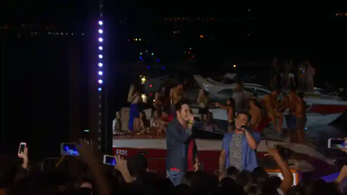 Tô Melhor Solteiro (Na Praia / Ao Vivo)