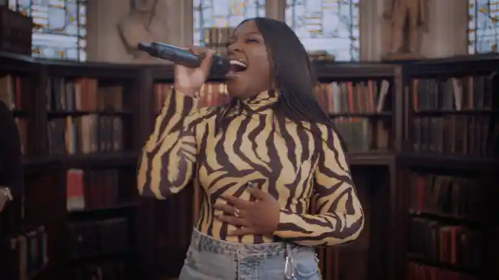 Mama (Acoustic Room Session)