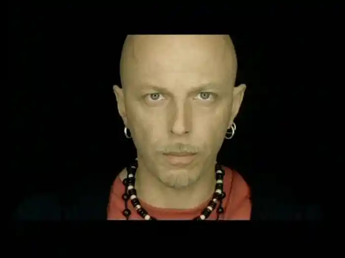 L'Uomo Sogna Di Volare (Videoclip)