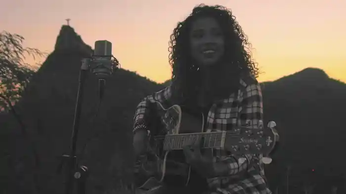 A Bíblia Que O Mundo Vai Ler (Lyric Video)