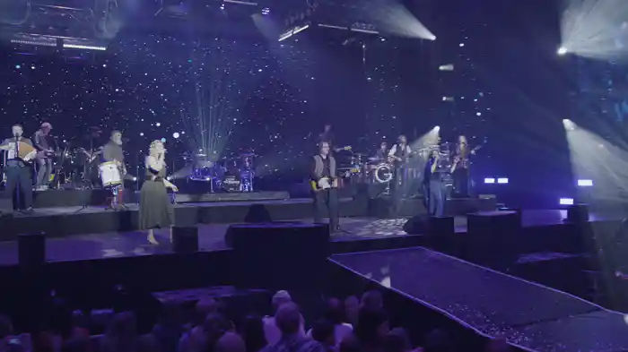 Fell In Love With An Alien (Live From Mercedes-Benz Arena, Berlin / 2019)