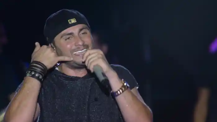 Bebi Liga E Chora (Ao Vivo)