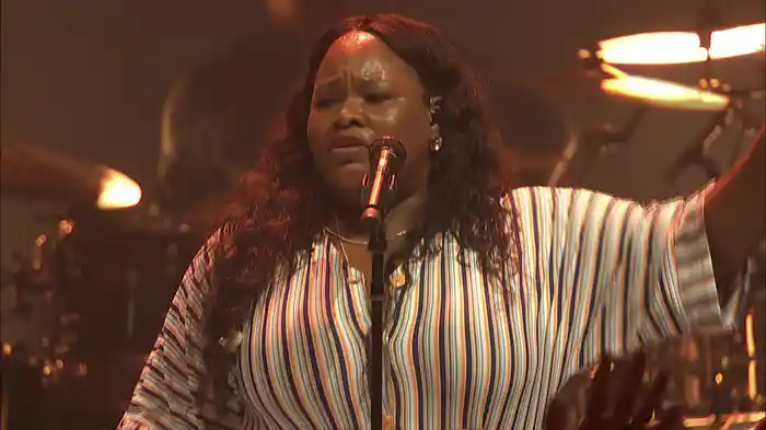 Gracefully Broken (Live At Passion City Church)