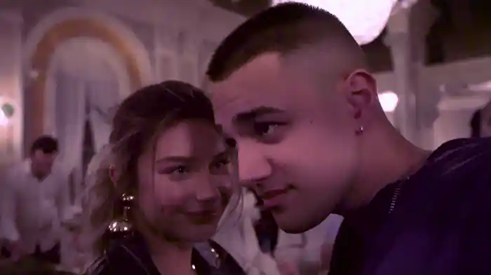 Hold You (Behind The Scenes)