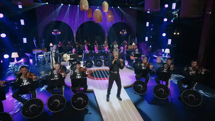 Canto De Otro (En Vivo)